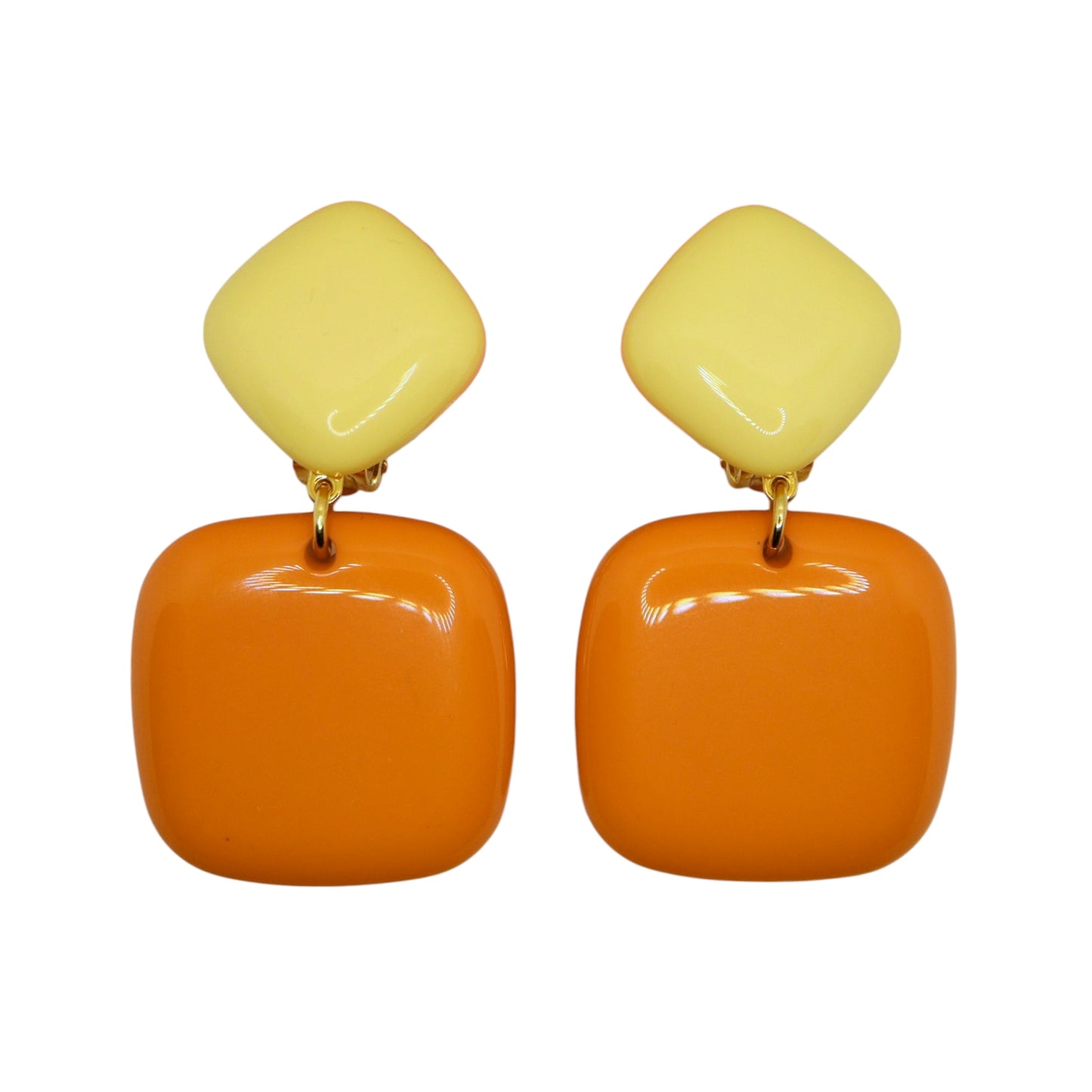 Modische Ohrclips in Quadratform von Francine Bramli