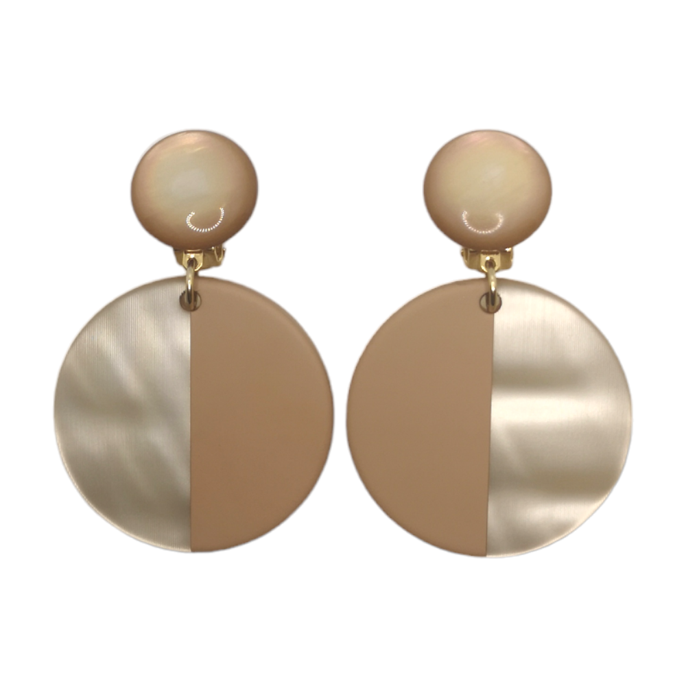 Designer Ohrclips von Francine Bramli in Beige